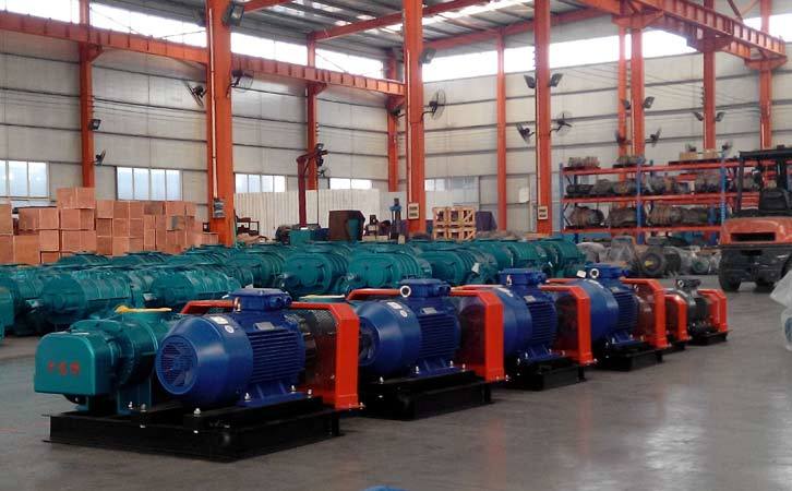 章丘豐源機(jī)械有限公司羅茨風(fēng)機(jī)現(xiàn)場實(shí)拍圖